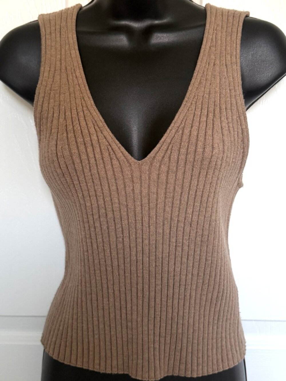 Quince Eco-Knit Cropped Sweater Tank Top - Warm Taupe / Large - Picture 3 of 7